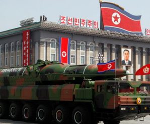 韩媒:朝鲜新造2枚新型车载洲际导弹 发射已就绪
