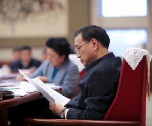 李克强：对雾霾等重大民生关切要组织专家攻关