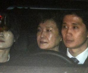 朴槿惠拘留所收押流程：换绿色囚衣 接受纪律教育