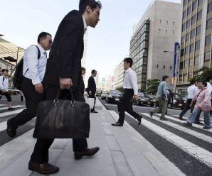 日八卦杂志又编耸动故事：日本有5万“中国间谍”