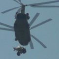 陆运萨德被村民阻拦 韩国调来8架直升机救急