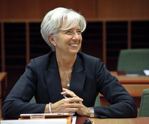 IMF总裁拉加德：预计今年全球经济前景好于去年