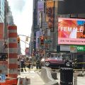 纽约时代广场发生汽车冲撞行人事件 已致1死22伤