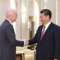 习近平为国足发展指明“踢法”