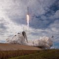 人类历史第一次！SpaceX成功回收可重复用龙飞船