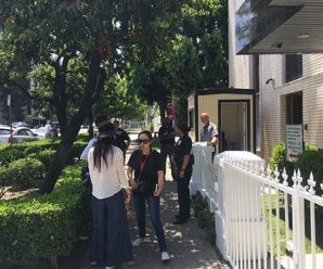 亚裔男子在中国驻洛杉矶总领馆前开枪 随后自杀