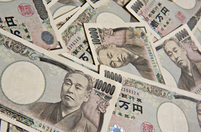 日本央行行长：货币政策在一段时间内仍将极度宽松