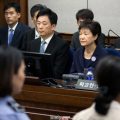 朴槿惠身体抱恙重启审判被迫延期 新律师身份首曝光