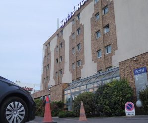 多名中国游客在巴黎近郊被抢 中国驻法使馆要求尽快破案