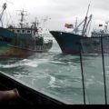 韩海警发射450余发子弹警告中国渔船 20人被扣押