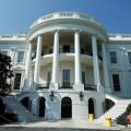 白宫将禁止访客与幕僚在核心区使用私人手机