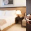 人民日报评酒店卫生问题：难不成背着卧室去旅行