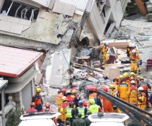 花莲地震日本救援队来是来了 只不过他们不愿进去
