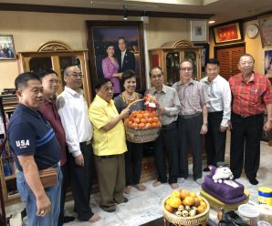 泰国王氏宗亲总会王义民理事长拜访王创业 王育文 王汉清三位副理事长