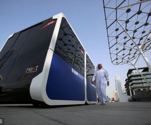 迪拜：世界上第一个无人驾驶出租车投入使用