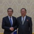 王毅同朝鲜外相会谈：中方全力支持半岛北南双方改善关系