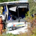 加拿大一大巴发生事故致24名中国游客受伤 4人伤势严重