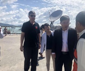中国驻泰大使馆吕健大使赴普吉参与指导救援工作