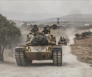 公路上出现大量火炮坦克！土耳其军队向伊德利卜集结