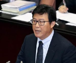民进党台北市长参选人：若当选将最快速处理掉所有蒋介石铜像