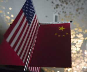 将经贸问题政治化在香港问题上做文章 这些拙劣行径注定失败
