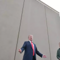 美国防部挪用36亿美元建“移民墙” 127个军事项目搁浅