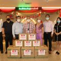 泰国湖南商会向泰国统促会赠送口罩等医用物资