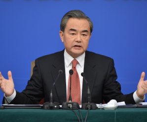 王毅：建议中美一起捋出合作、对话、管控三份清单