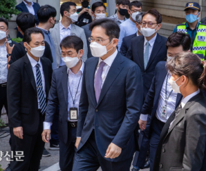 三星掌门人李在镕被韩国检方起诉 涉朴槿惠案3年半后再次卷入官司