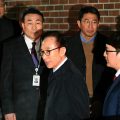 听到终审被判17年 李明博怒斥：韩国法治崩溃了！