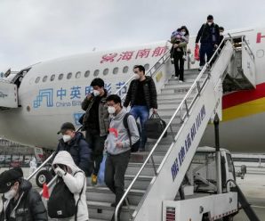 汪文斌谈中国公民撤离乌克兰：以实际行动告诉在海外同胞，你的背后是祖国