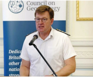 又编新词说中国！英官员称“只关注熊会错过老虎的危险”