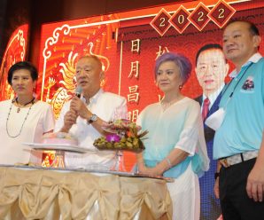 泰国统促会王志民会长庆贺82岁寿辰