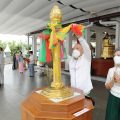 泰国统促会王志民会长携全家前往国柱神庙祭拜