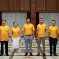 韩志强大使与泰国副总理兼内政部长阿努廷出席泰华17家社团泰北赈灾捐助仪式